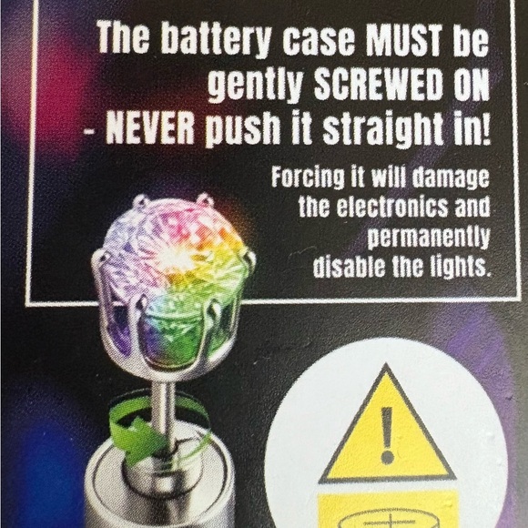 Multicolor LED stud earrings - Picture 4 of 7